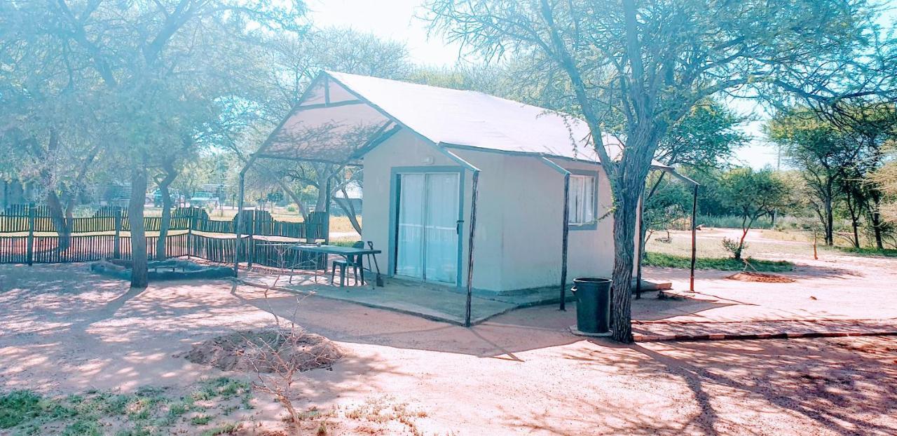 Grootgeluk Villa Mookgophong Bagian luar foto